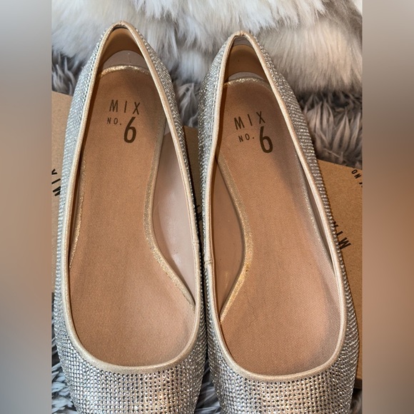 Mix No.6 Rhinestone Flats - Picture 5 of 7